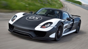 Porsche pregăteşte un pachet ”Race Track” pentru 918 Spyder
