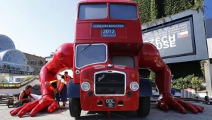 Autobuz Double Decker transformat în atlet pentru Jocurile Olimpice de la Londra FOTO