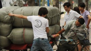 Criza loveşte în plin. Se clatină a doua cea mai mare putere economică a lumii