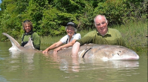 Operaţiunea "Monstrul", varianta canadiană. Vezi ce au capturat doi pensionari FOTO