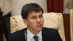 Efrim: Judecătorii cu pufuşor pe botişor au "schelete în dulap"