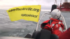 Protest în Arctica: Activiştii Greenpeace s-au instalat pe o platformă Gazprom VIDEO
