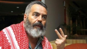 Robin Hood în Spania: Un primar FURĂ din magazine în văzul lumii şi dă marfa la săraci VIDEO