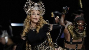 Madonna a cântat la Moscova în sprijinul grupului feminist "Pussy Riot" 