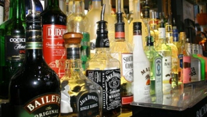 Publicitatea stradală şi televizată la băuturile alcoolice, interzisă în Rusia