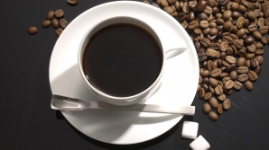 Europenii renunţă la cafea! Un espresso mai ieftin în loc de cappuccino şi de două ori pe zi în loc de patru