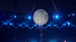 S-a  dat startul Jocurilor Paralimpice de la Londra! Ceremonia a fost deschisă de celebrul fizician Stephen Hawking