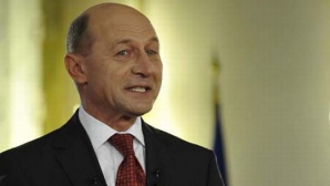 Preşedintele României în postură de socru mic. Elena Băsescu se mărită 