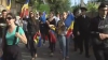 (VIDEO) Circa 2.000 de participanţi la Marşul Unirii. Manifestanţii au scandat "Două inimi româneşti, Chişinău şi Bucureşti"