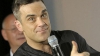 Cântăreţul britanic Robbie Williams a  devenit tată pentru prima oară