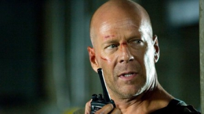 Bruce Willis vrea să dea în judecată Apple