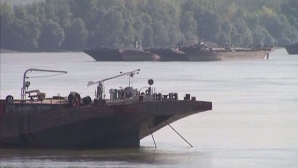 Navigarea pe Dunăre, blocată de un grup de protestatari