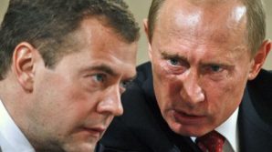 New York Times: Putin a declanşat procesul de ştergere a "erei Medvedev"