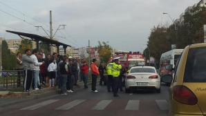 România: O tânără a fost spulberată de o maşină a Ambasadei Rusiei. Şoferul se ascunde după imunitate VIDEO