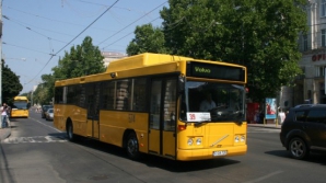 Sfârşitul microbuzelor se apropie. Primăria Capitalei, gata să investească 3 milioane de euro, pentru procurarea autobuzelor