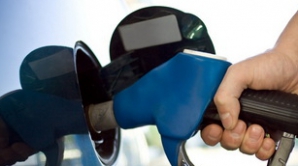 Combustibilul ar putea să se IEFTINEASCĂ. AFLĂ în ce condiţii