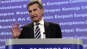 Comisarul European pentru energie acuză Rusia că şantajează Moldova