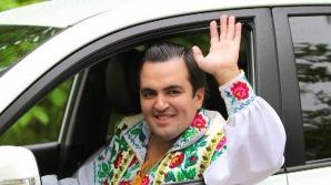 Din banii câştigaţi la nunţi şi cumătrii şi-a cumpărat maşină. Află ce automobil şi-a luat Igor Cuciuc 