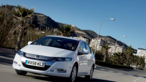 Honda a vândut în 13 ani un milion de maşini hibride  