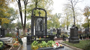 Familia, rudele şi unii oficiali i-au deplâns astăzi pe Doina şi Ion Aldea-Teodorovici GALERIE FOTO