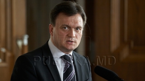 Dorin Recean nu vrea ca poliţiştii să mai fie "sperietori" pentru copii