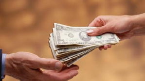 Combaterea corupţiei în lume: Ce sancţiuni prevede legislaţia în alte ţări pentru mită