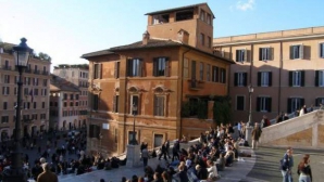 Mii de studenţi au protestat în Italia, fiind nemulţumiţi de reducerile bugetare din sistemul de învăţământ