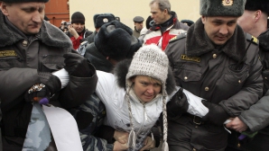 Proteste la Moscova: 12 persoane au fost reţinute