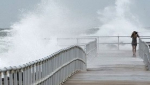 Uraganul Sandy a lovit SUA: Şapte oameni au murit