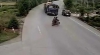 Accident şocant! Două persoane pe o motocicletă, SPULBERATE de un camion VIDEO