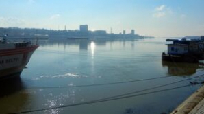 O navă, cu 20 de tone de combustibil la bord, s-a scufundat în Dunăre