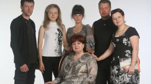 Românii "râd" de felul în care se îmbracă ruşii GALERIE FOTO