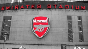 Arsenal Londra a prelungit contractul cu Emirates până în 2019