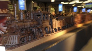 Record demn de Guinness Book: A fost realizat cel mai lung tren de ciocolată