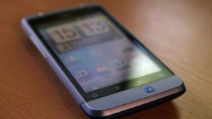 Facebook şi HTC ar putea lansa în curând primul model "Facebook Phone"