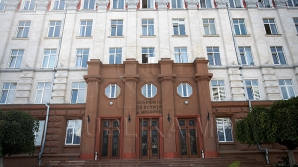 Statul "taie" din bugetul Academiei de Ştiinţe: Peste 500 de cercetători moldoveni vor rămâne ŞOMERI