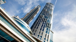 A fost deschis cel mai înalt hotel din lume GALERIE FOTO