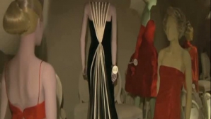 În Marea Britanie se va deschide o expoziţie dedicată designerului Valentino 