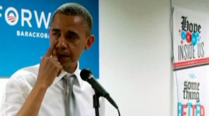 Lacrimi de preşedinte. Barack Obama a scăpat o lacrimă în timp ce mulţumea staff-ului său electoral VIDEO