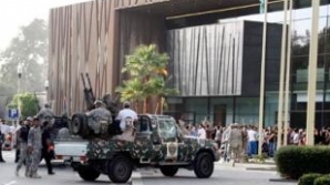 Miliţia libiană şi-a încheiat asediul asupra Parlamentului