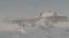 16 localităţi, în beznă şi zeci de drumuri blocate din cauza ninsorilor