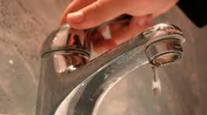 Peste 40 de blocuri din sectorul Botanica al Capitalei au rămas FĂRĂ APĂ. Află motivul