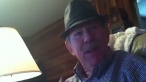 Copleşit de emoţii. VEZI cum a reacţionat un bărbat care a primit un cadou de Crăciun