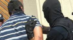 Terorişti reţinuţi în România. Pregăteau un atentat în perioada sărbătorilor de iarnă 