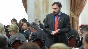 Comuniştii critică gestul ministrului de Externe. Tkaciuk: Ar fi corect ca tot Guvernul să-şi dea demisia 