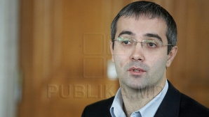 EVENIMENTUL zilei 12.12.12: Sergiu Sîrbu PĂRĂSEŞTE Partidul Comuniştilor. VEZI DECLARAŢIA VIDEO