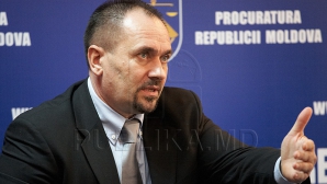 Zubco susţine că unii procurori se plâng din cauza batjocurii şi a presiunilor din partea politicienilor