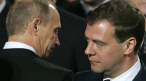Interviu cu "scurgeri de informaţii": Dmitri Medvedev îl ia peste picior pe Vladimir Putin VIDEO
