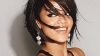 Cântăreaţa Rihanna îşi face debutul în modă printr-o colecţie proprie 