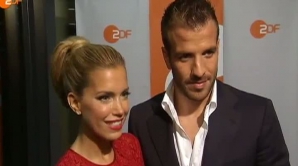 Rafael Van der Vaart şi soţia lui vor încerca să-şi refacă mariajul 